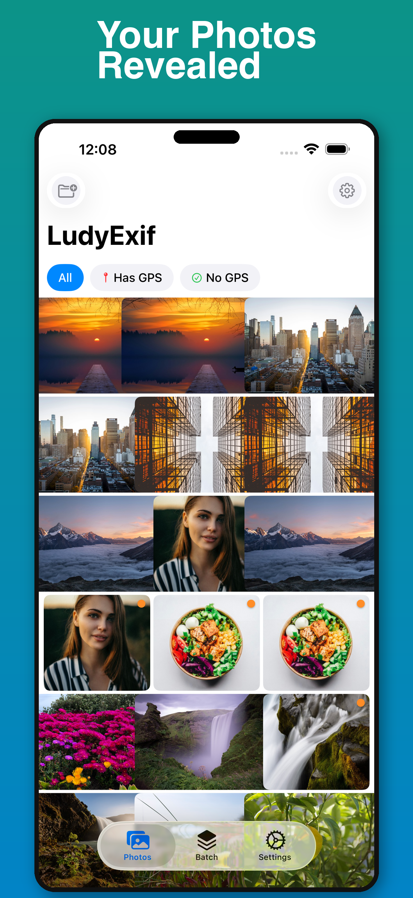 LudyExif photo grid showing metadata overview